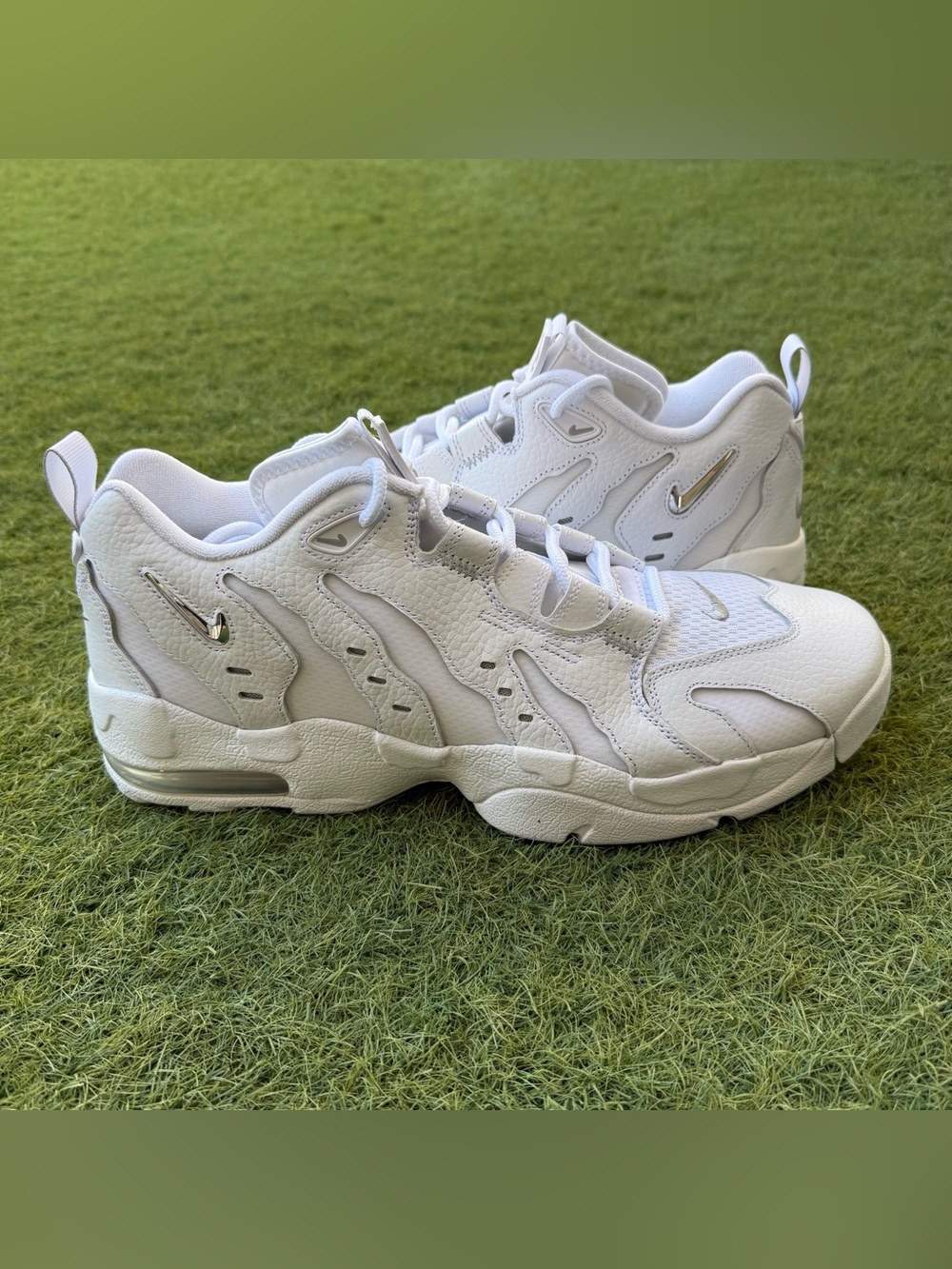 Nike Air Diamond Turf Max ‘96 Low White Metallic Silver